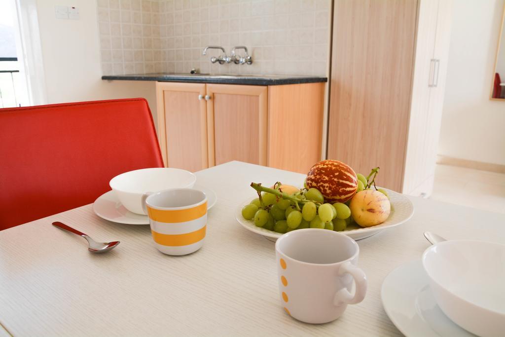 Apartamento Peyia Pearl Habitación foto